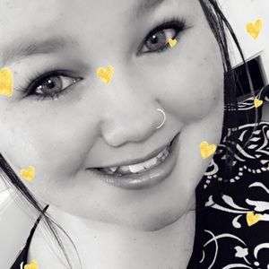 Meet your Posher, Cassie